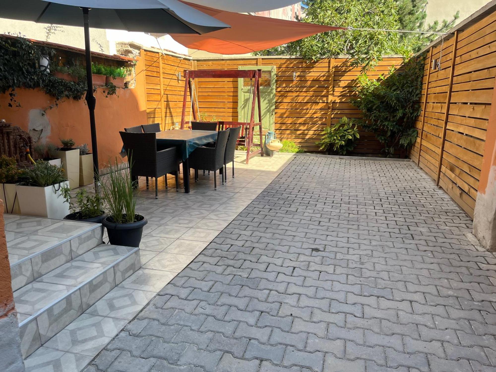 Diva Garden Apartment Plovdiv Ngoại thất bức ảnh